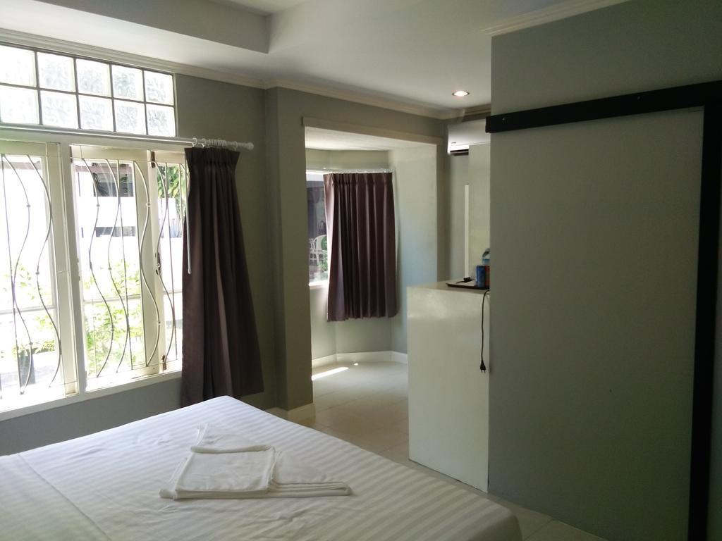 Taylor'S Guesthouse Хуа Хин Экстерьер фото