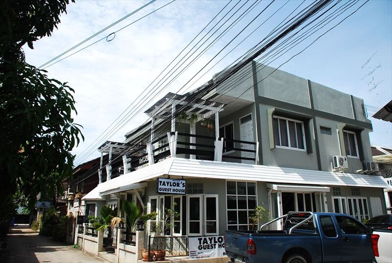Taylor'S Guesthouse Хуа Хин Экстерьер фото